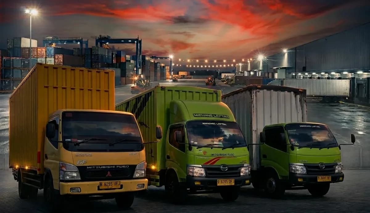 Foto armada truk JBI dalam format lanskap